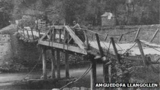 Pont Cadwynau Llangollen