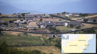 Фото дома президента Джейкоба Зумы в Нкандле - и карта, показывающая его местоположение