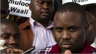 Erias Lukwago (R) with his supporters (November 2012)