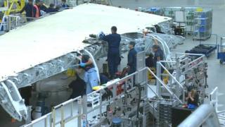 Peiriannwyr ffatri Airbus