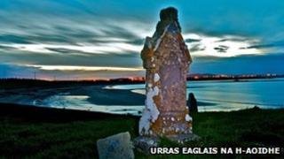 Cladh Eaglais na h-Aoidhe