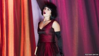 Возрождение La Traviata Верди является частью сезона ENO 2014/15