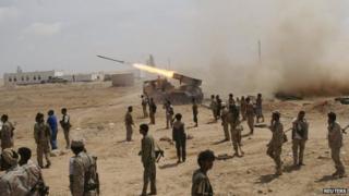 Yemeni army soldiers fire rockets at mountainous positions of al-Qaeda militants Maifaa, in the south-eastern province of Shabwa, Yemen, 4 May 2014