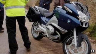 Poileasman ri taobh motor-baidhsagal