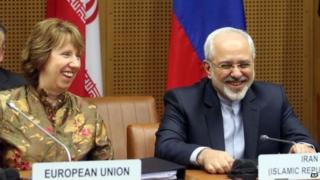 Глава внешней политики ЕС Кэтрин Эштон и министр иностранных дел Ирана Мохаммад Джавад Зариф в Вене (14 мая 2014 года)