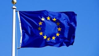 UE