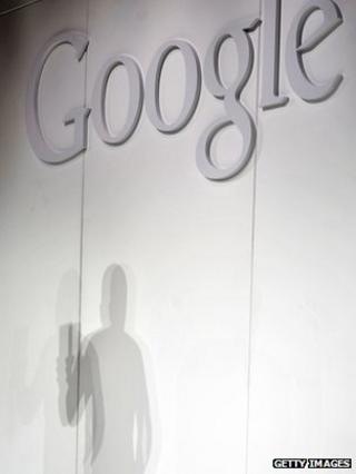 Логотип Google на презентации