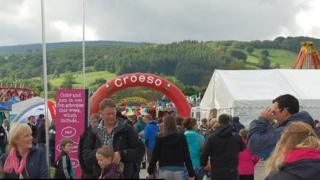 Llunia steddfod
