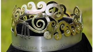 Coron Eisteddfod Genedlaethol Sir Gâr