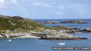 Dùthaich MhicAoidh