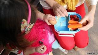 Child eating lunch