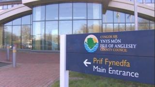 Swyddfa Cyngor Môn