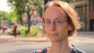 Dr Sandra van Schaeybroeck
