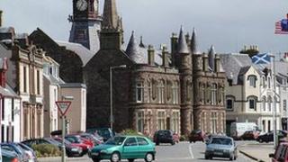 Meadhan baile Steòrnabhaigh