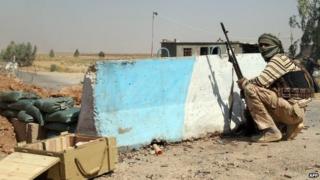 Shia Turkmen fighter in Amerli, Iraq (4 August 2014)