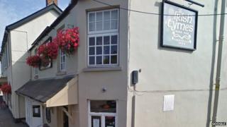 Irish Tymes, Caerffili