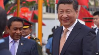 President Xi Jinping (right) met Maldives President Abdulla Yameen (left) on Sunday