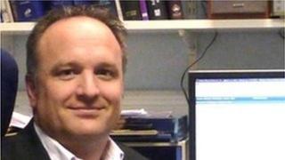 Dr Jason Shannon