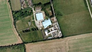 Campsfield House