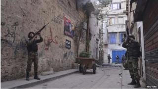 Troops in Bab al-Tabbaneh (27/10/14)