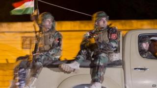 Iraqi Kurdish Peshmerga fighter leaves for Kobane, 31 Oct