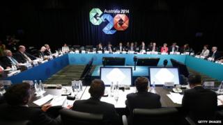 Премьер-министр Австралии Тони Эбботт выступает на встрече B20 перед саммитом лидеров G20 14 ноября 2014 года в Брисбене, Австралия