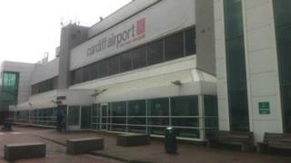 Maes Awyr Caerdydd