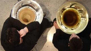 Band pres