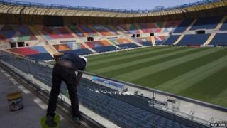 A worker at Jerusalem's Teddy Stadium (file)