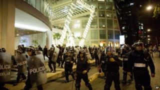 Mexico city riot police Dec 1 2014