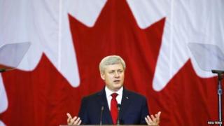 Canadian Prime Minister Stephen Harper speaks at a news conference in Richmond Hill, Ontario January 30, 2015