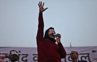 Лидер партии Аам Аадми, или Партия простого человека, Арвин Кейривал выступает на митинге предвыборной кампании в Нью-Дели, Индия, во вторник, 3 февраля 2015 г.