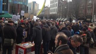 Protest Caerdydd