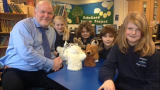 Head teacher Geoff Smith and pupils