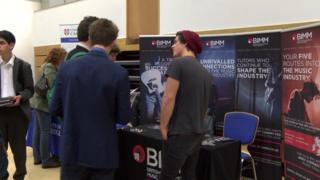 Jersey student loan scheme plea by campaigners - BBC News