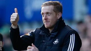 Garry Monk - hapus ei fyd ar y Liberty