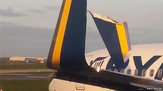 ryanair plane