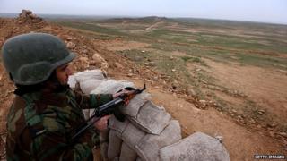 A Kurdish Peshmerga fighter