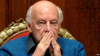 Eduardo Galeano during the first Mario Benedetti Foundation international Human Rights prize ceremony in Montevideo in September 2011
