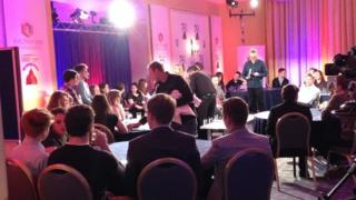 'The Wales Report: Young People's Debate' yn Llandudno