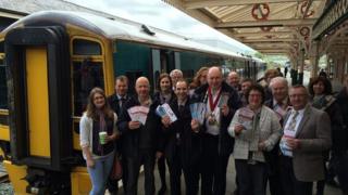Lansiad trenau Aberystwyth