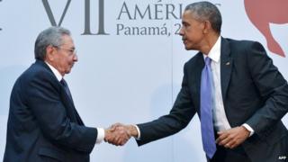 Cuban President Raul Castro shakes hands with US President Barack Obama - 11 April