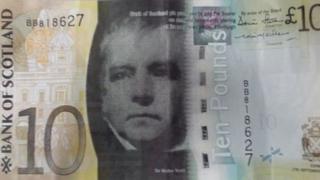 Сэр Уолтер Скотт появляется на банкнотах Bank of Scotland благодаря своей собственной кампании
