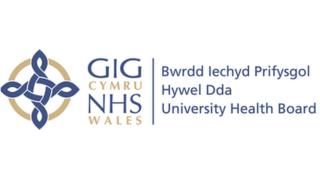 bwrdd iechyd prifysgol hywel dda