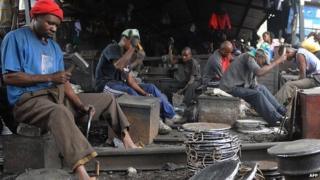 Kenyan blacksmiths - 2012