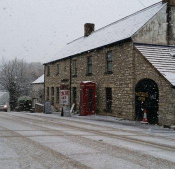 Yr A475 yn Alltyrodyn/Rhydowen, Ceredigion