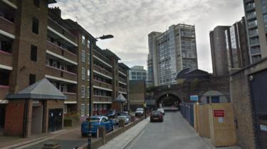 Tiverton Street