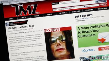 Snímek obrazovky z reportáže TMZ o Michaelu Jacksonovi's Michael Jackson story