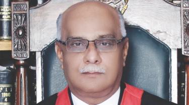 جسٹس وقار سیٹھ