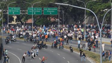 Movilizaciones frente a La Carlota.